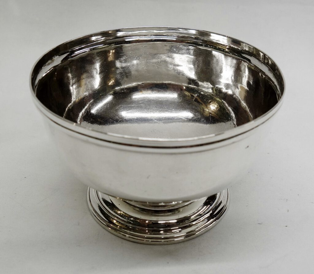 George II Silver Bowl | waxantiques